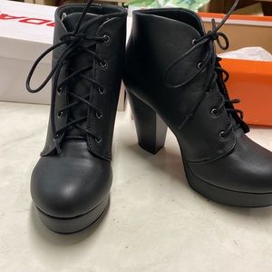 Platform booties black size 7.5